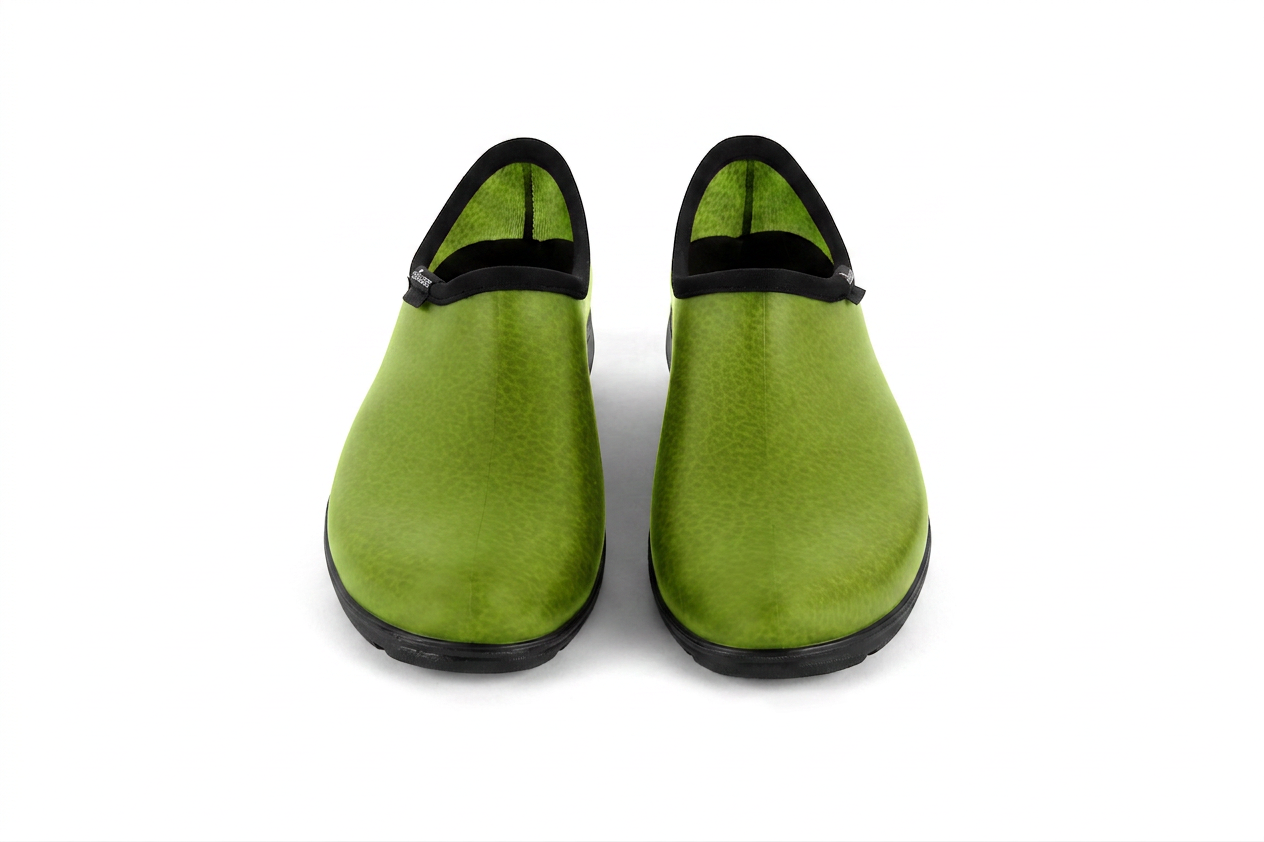 Sloggers Men's Original Garden Shoe in Cactus Green